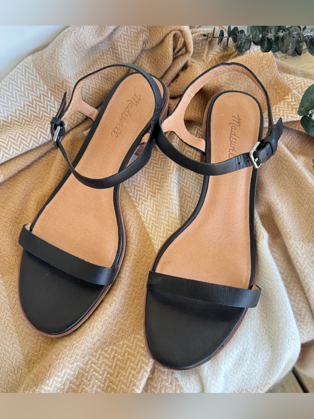 Madewell The Louise Black Leather Strappy Sandals 1.5” Block Heel Size 9 - Picture 2 of 7